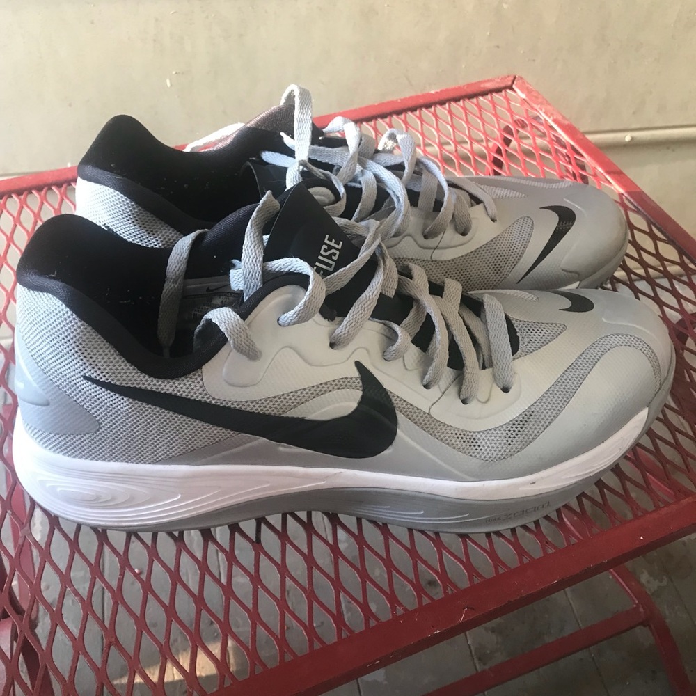 🏀Men’s Nike Hyperfuse sneakers worn one